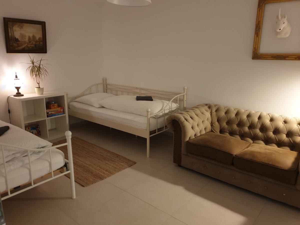 Schoene Wohnung Ueber Wissen Exteriör bild